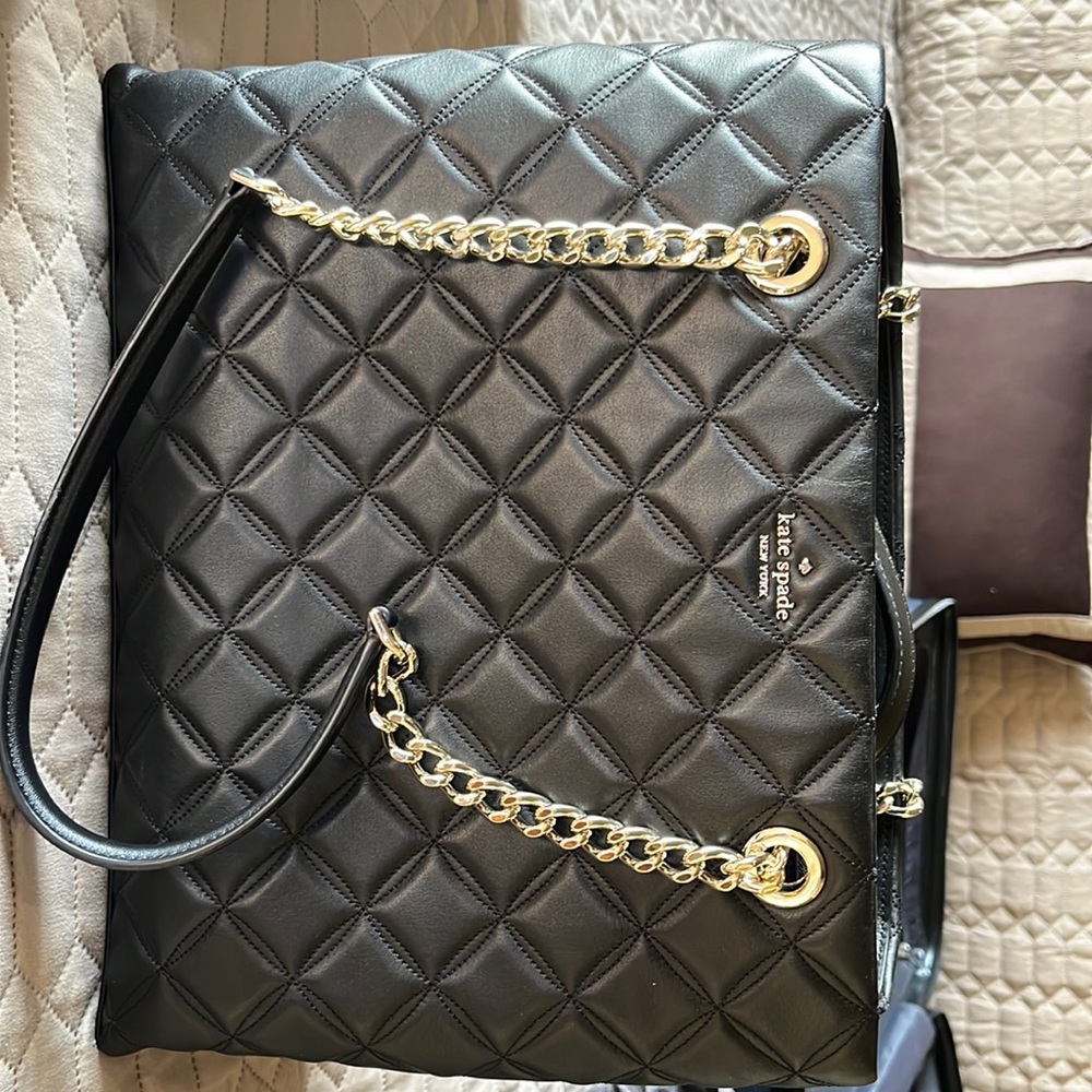 Like new Kate Spade purse with matching wallet